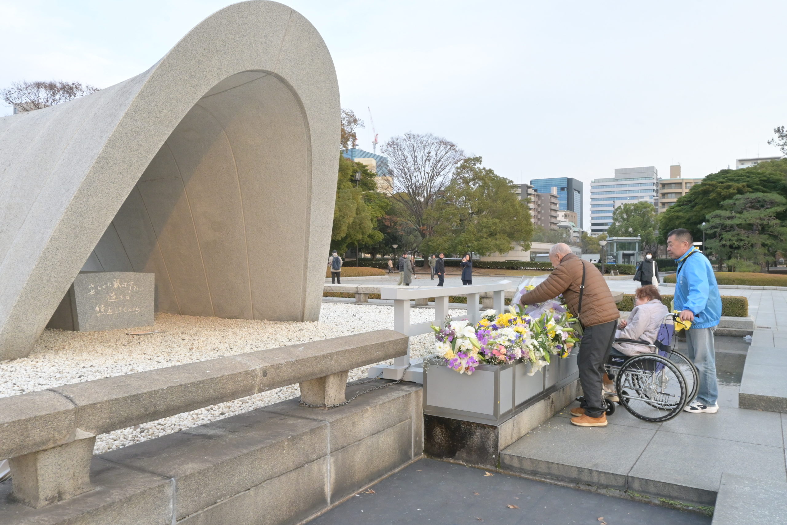 《第２０回　希望号’２５》平和への願い強く　広島　原爆ドーム、記念公園見学